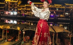 床上运动太激烈_哔哩哔哩_bilibili原声动漫